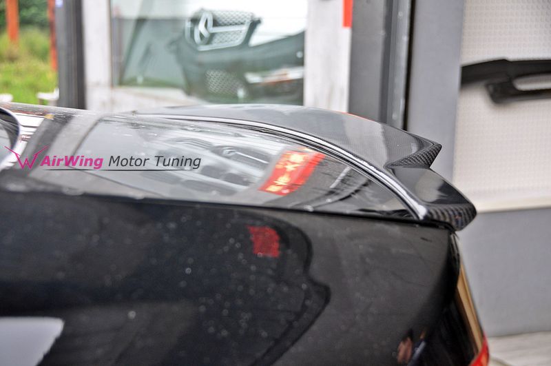 W204 - C74 style trunk spoiler 2.